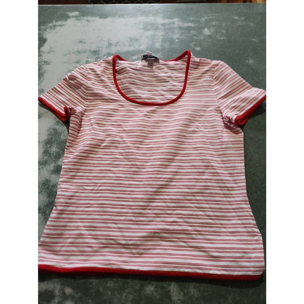 St John Sport red&white candy cane striped tshirt sz P